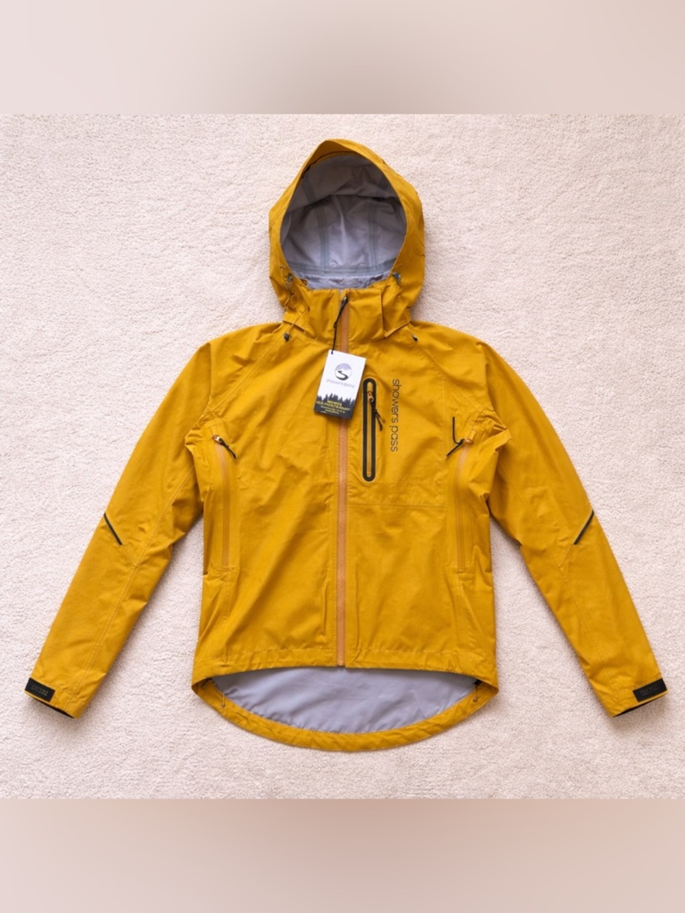 NWT Showers Pass Women’s Elite Jacket Size S Biker Outdoor